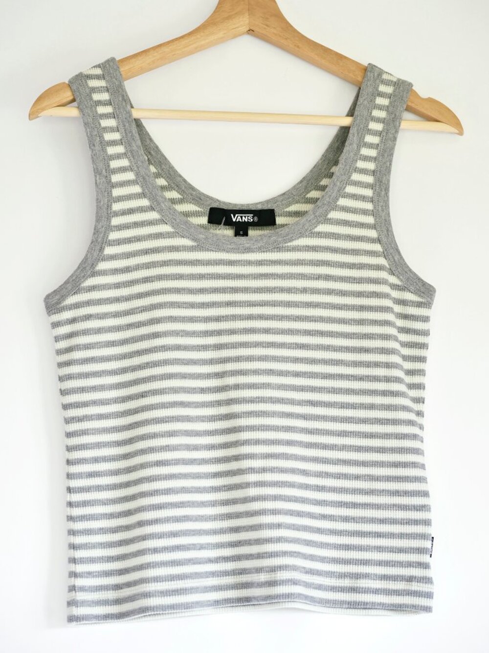 Vans Lilly Stripe Ribbed Tank Top Gray & Cream Stripe Size Small-Like New